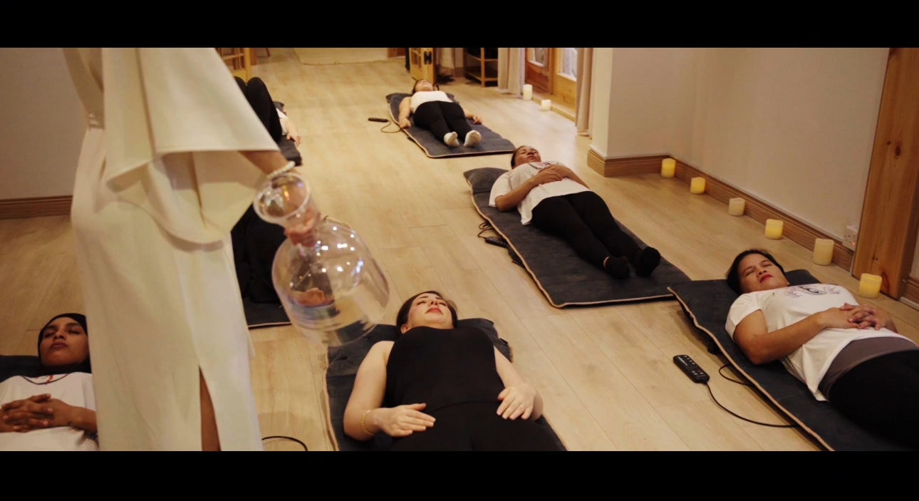 Tibetan bowl sound therapy session for insomnia, tension release, and emotional balance.